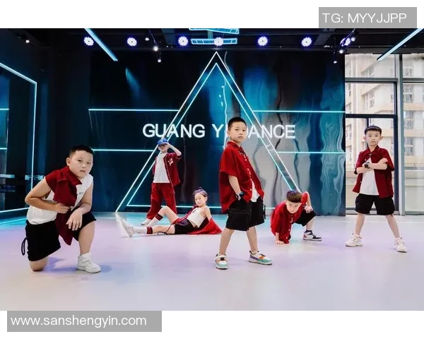 重庆街舞队与杭州街舞队赛后心理素质对比分析与反思